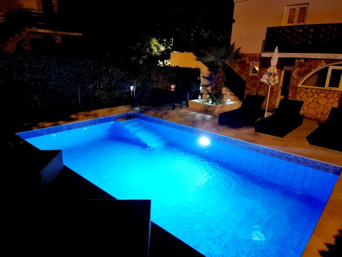 Villa Danza Del Mar - Designed For Adults Vir Exterior photo